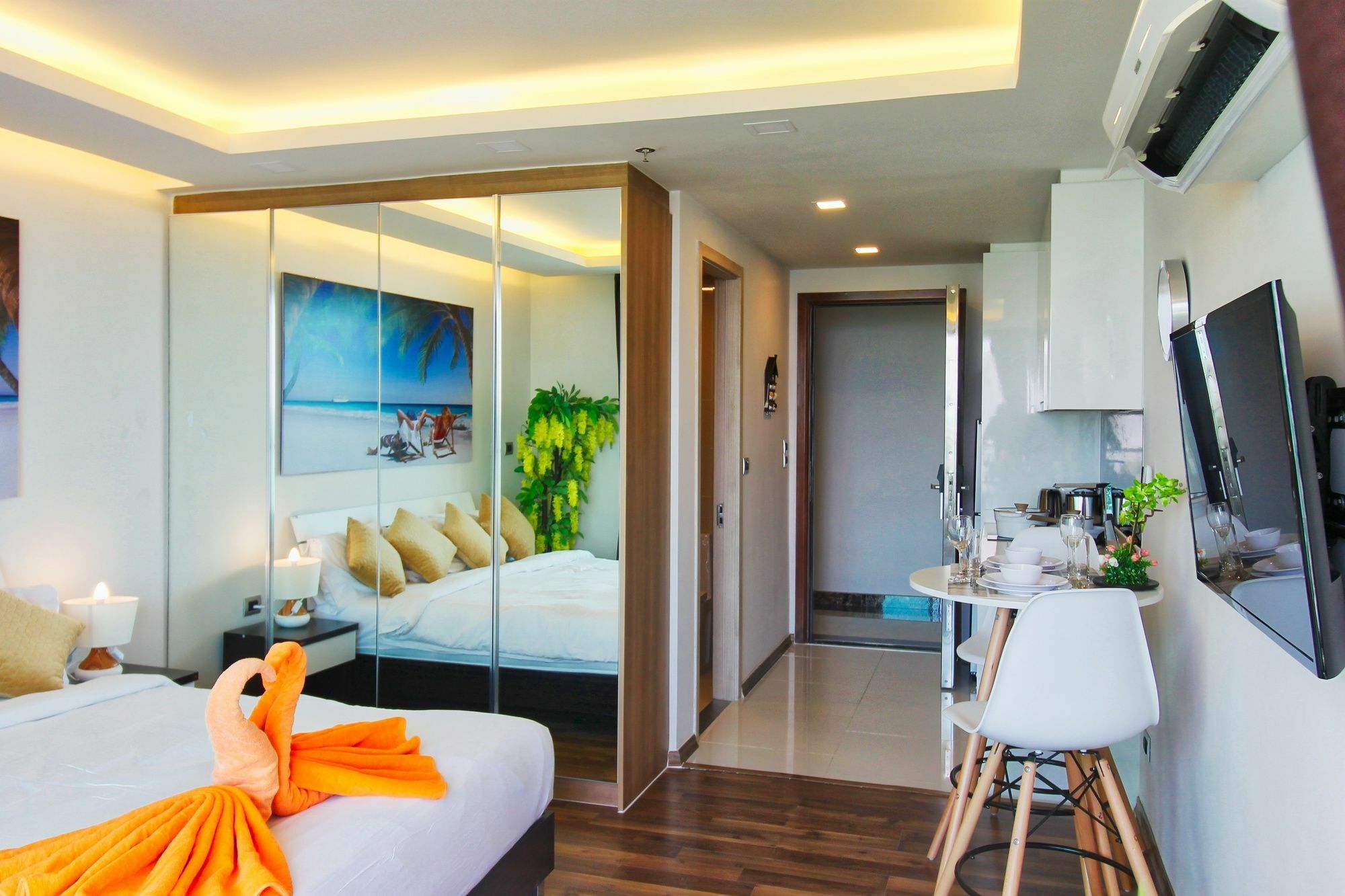 The Peak Towers Pattaya Apartamento Exterior foto